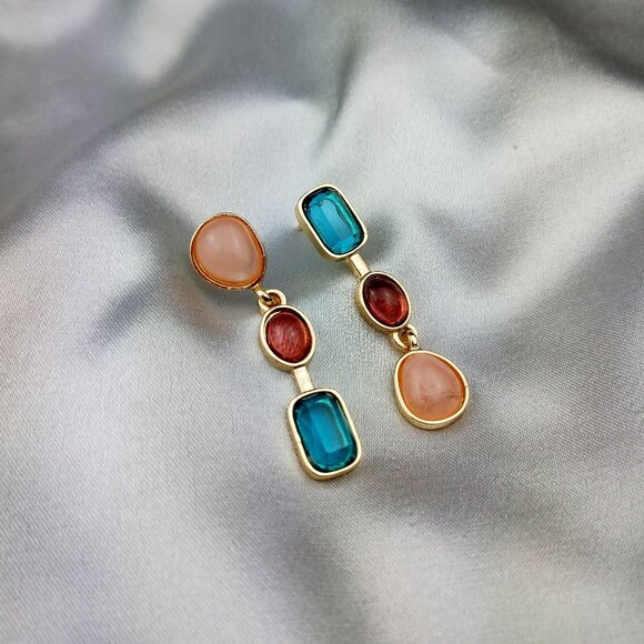 Asymmetric Colorful Gem Earrings - Picture 2 of 3